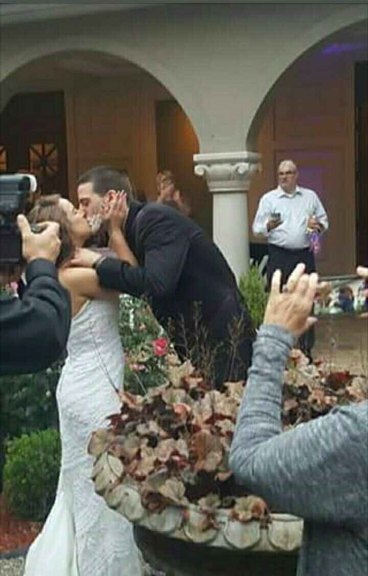 I'm finally married!! Non pro pics