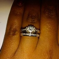 WR: Who here has pics of their e-rings and wedding bands? (PICS)
