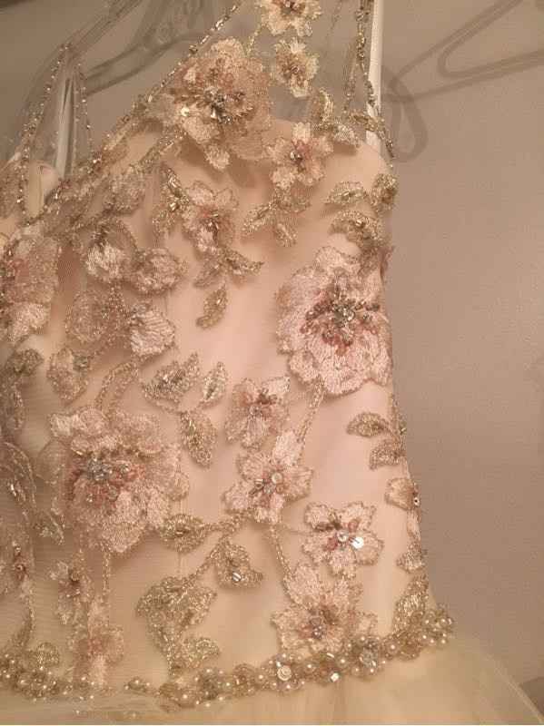 Show off those dresses!