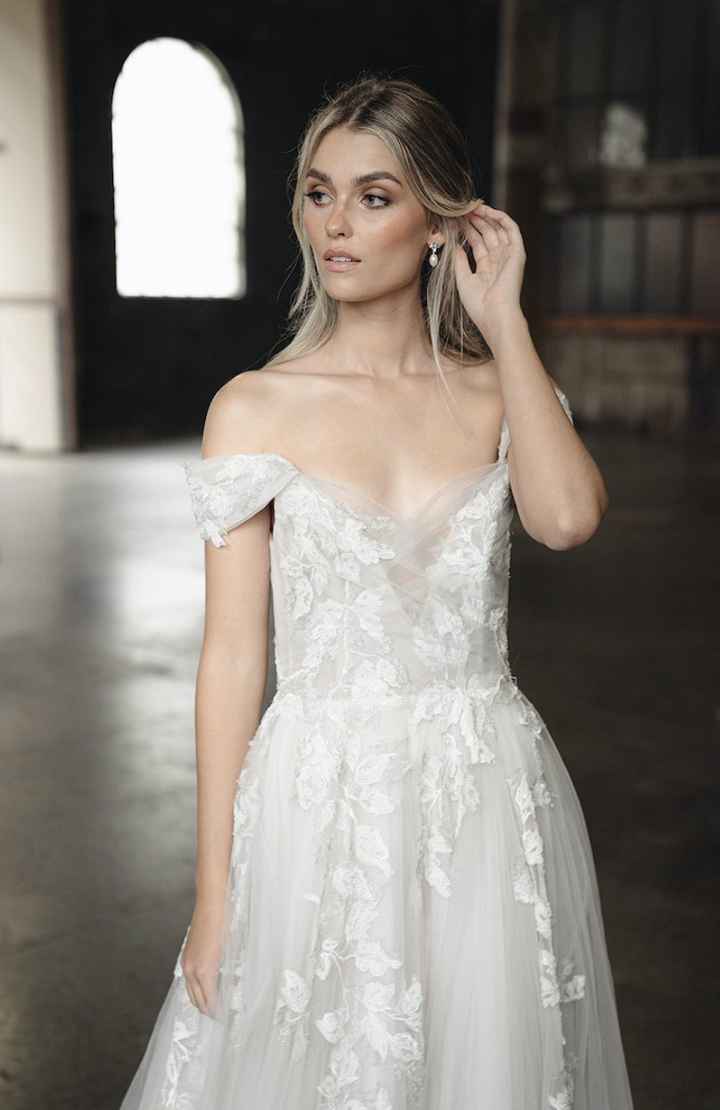 Fell in love with a tiara but afraid it would be seen as "tasteless"... - 5