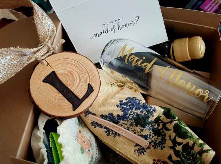 Show me your "bridesmaid boxes"