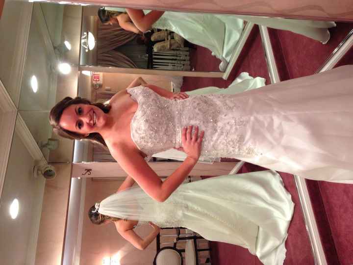 ETA Photo: Hating my dress... I knew this would happen!