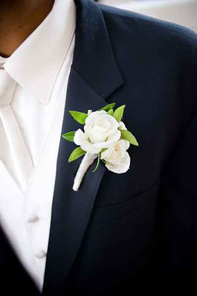 Boutonniere question (sp)