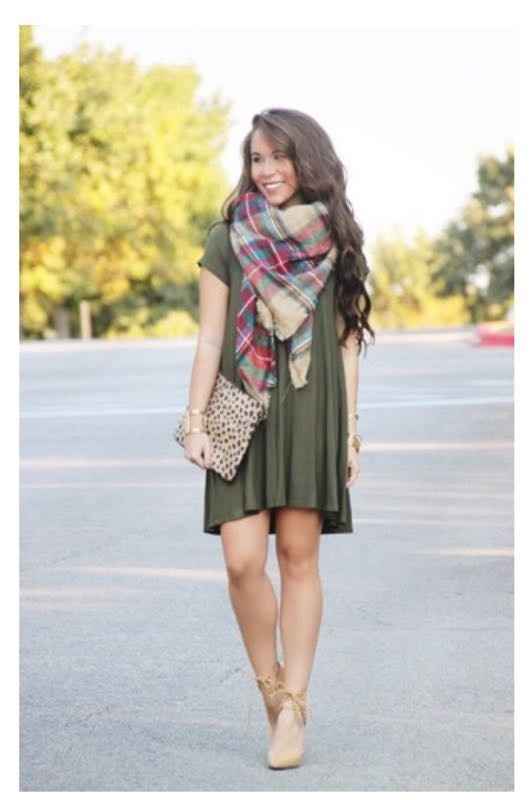 Enagagement pics outfit suggestions