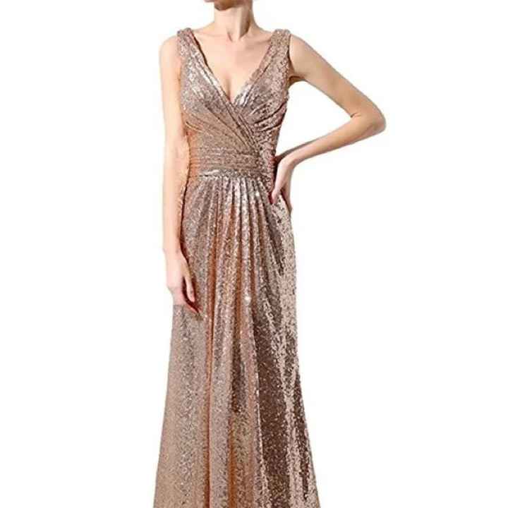 Brides with heavy lace wedding dresses...