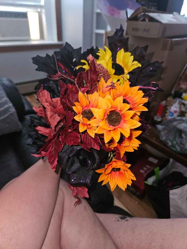 Buy bouquets or diy bouquets? - 1