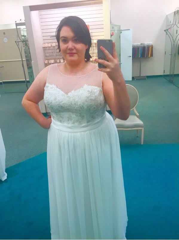 Pics of Sheath dress on plus size bride?