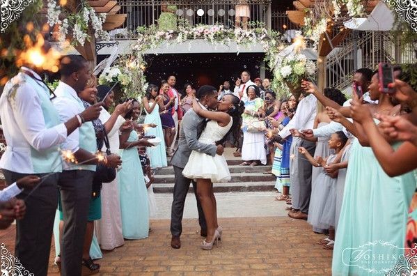 Show off your wedding venue!