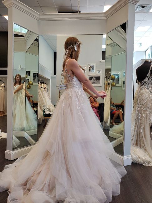 Lemme see those pink and blush dresses 2