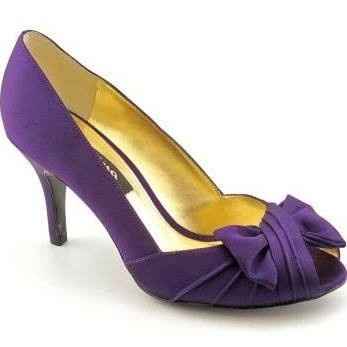 Show me your ... shoes!