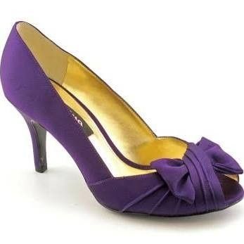 Show me your ... shoes!