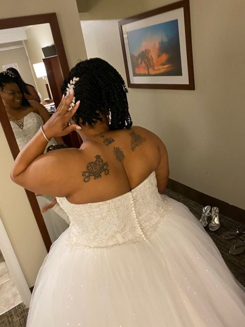 Suggestion on selling quote for Bridal dress - 3