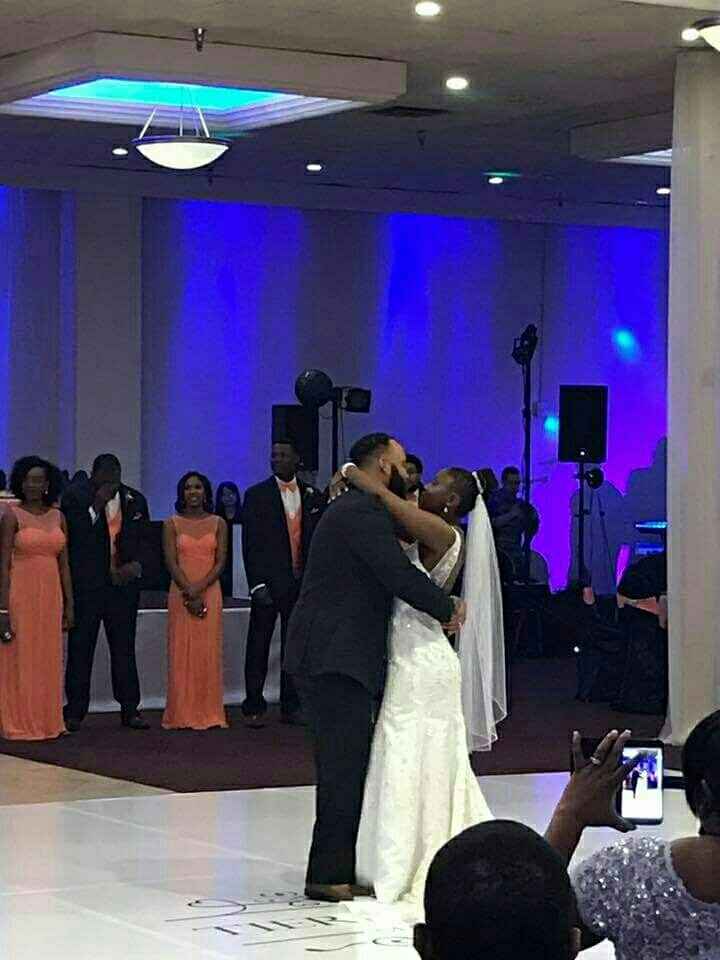 I's a married woman now!!