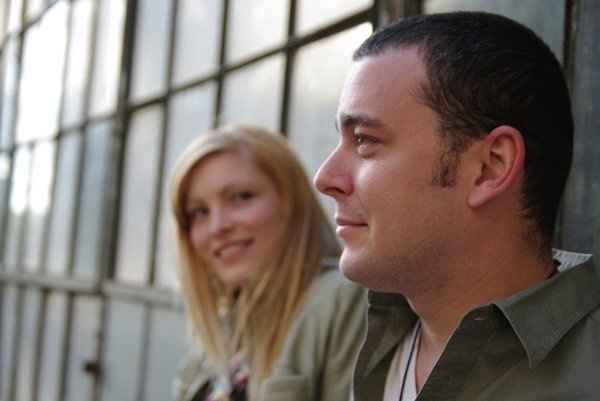 Show off your Engagement Pics!