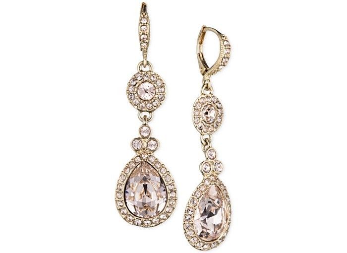 Earrings! Lemme see em