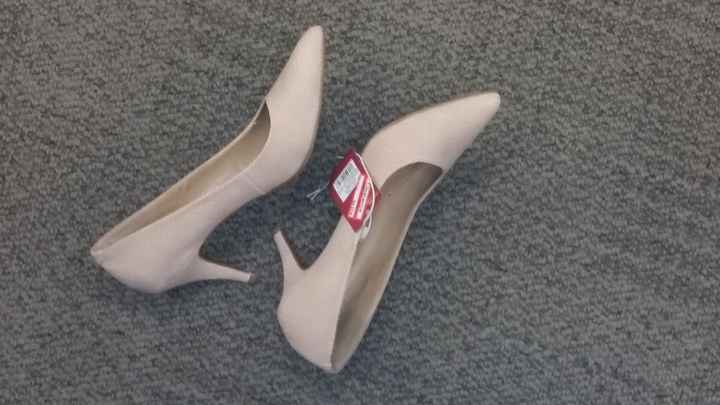 WHY ARE ALL THE AMAZING SHOES 4+ INCH HEELS?!?!