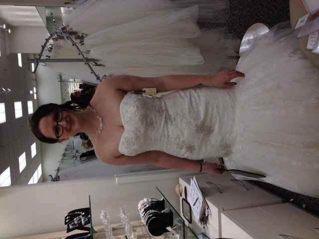 Would this necklace look good with my wedding dress?! *PICS*