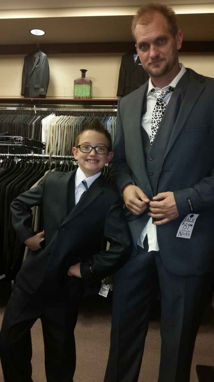 Groom and his men - vest and tie colors?