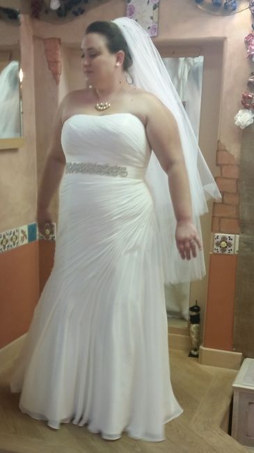 Second fitting plus hair trial = the final look