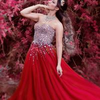 Engagement photos in red - 2