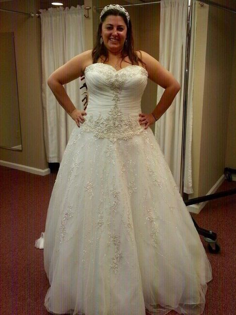 I LOVE my dress!!! Anyone wana share theirs? I'll show you mine!? LOL