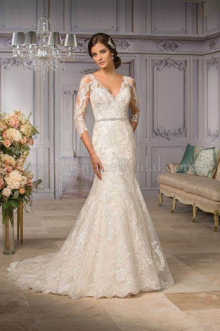 Plus size bride looking for a dress