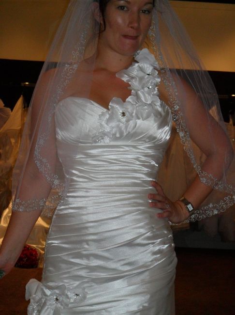 what does your wedding dress look like?!?!?