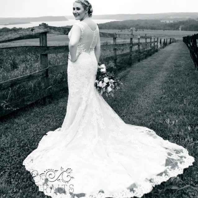 Let's see everyone's dresses