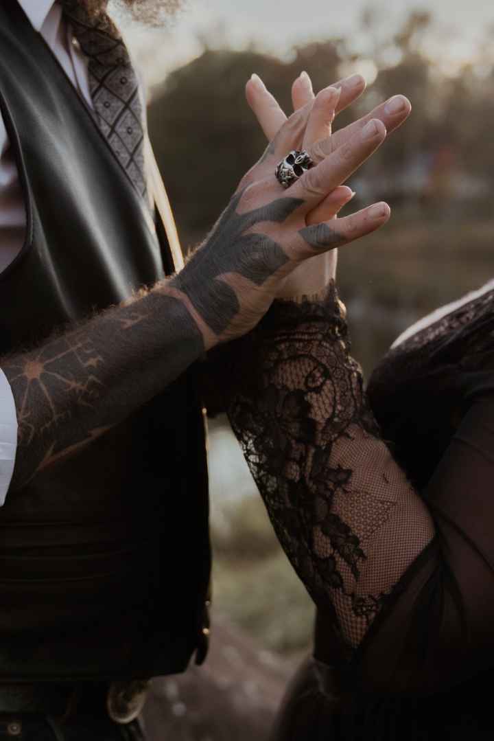 Favorite Engagement Photos 📸 - 4