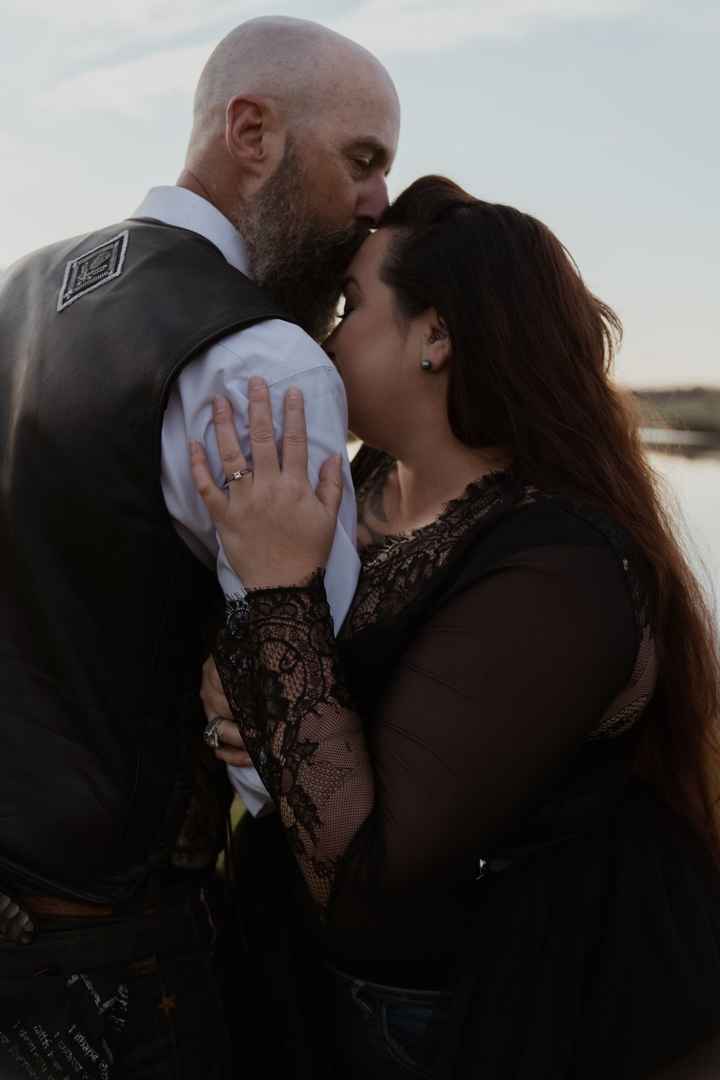 Favorite Engagement Photos 📸 - 5