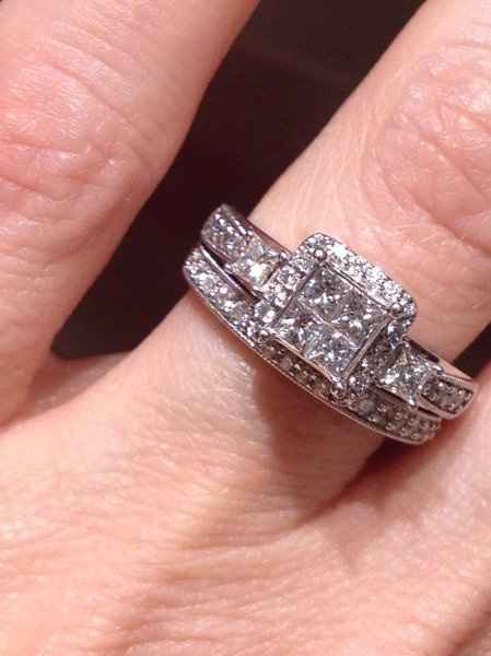 EVERYONE, show me your ring!! :)