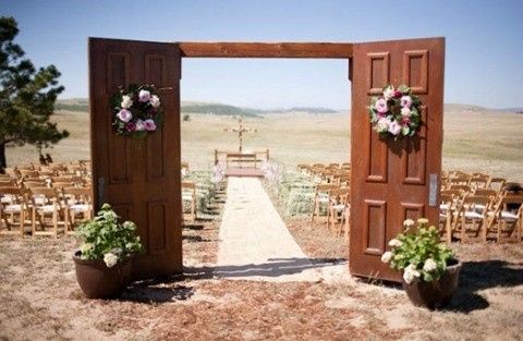 Outdoor wedding doors