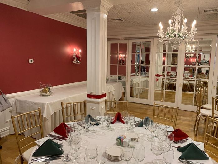 Help with red walls - shower venue 2