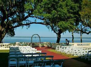 Beach reception is only a dream 4