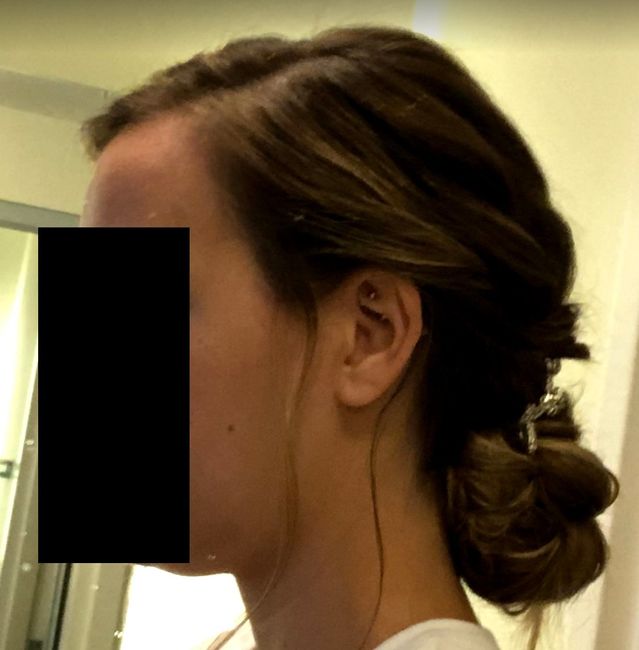How to Balance My Side-parted Updo? 2