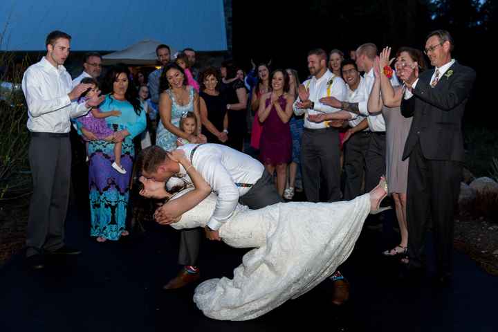 One month married today and Wedding pictures!!