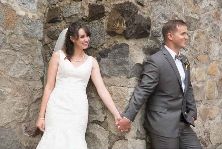 One month married today and Wedding pictures!!