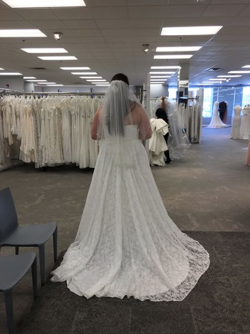 i found my dress!!!! i would love to see pictures of everyone else's!!! 12