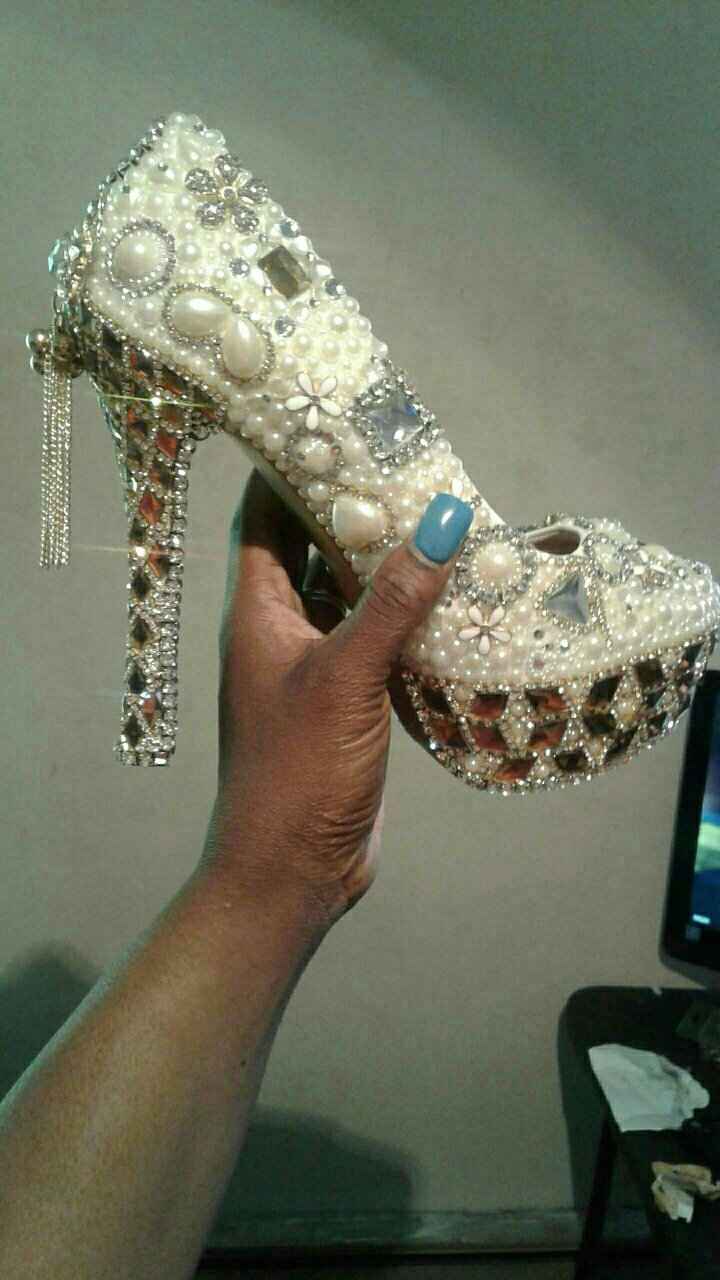 Show me your wedding shoes, any wedge heels in the house? - 1