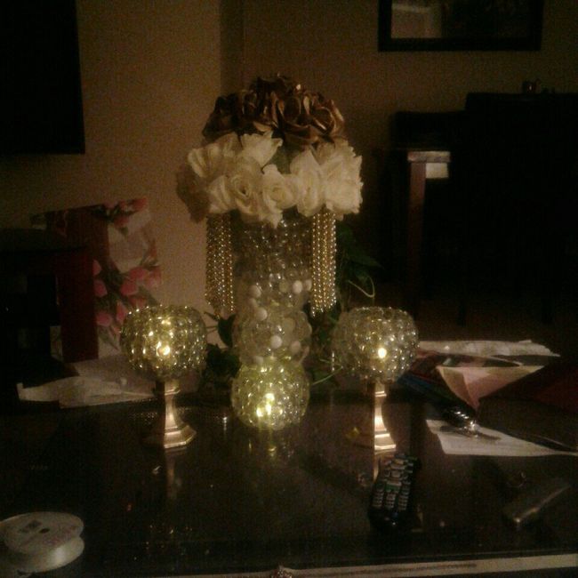 Glad that I decided to do my own decorations they are turning out lovely!