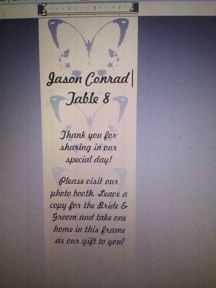 Does a photo booth count as a favor?