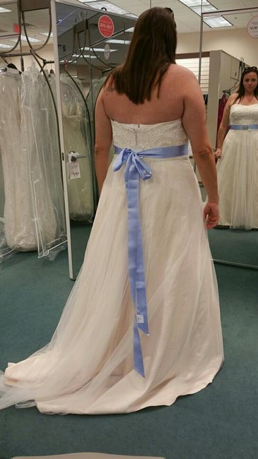 Let's see everyone's dresses