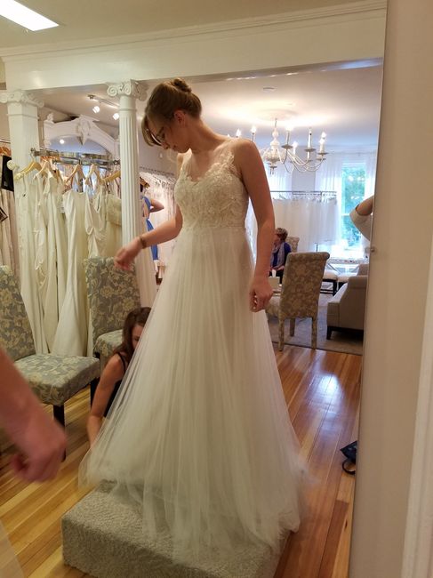 I wanna see your wedding dress!