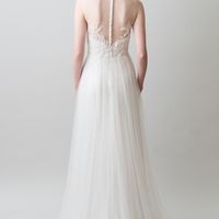 I wanna see your wedding dress!