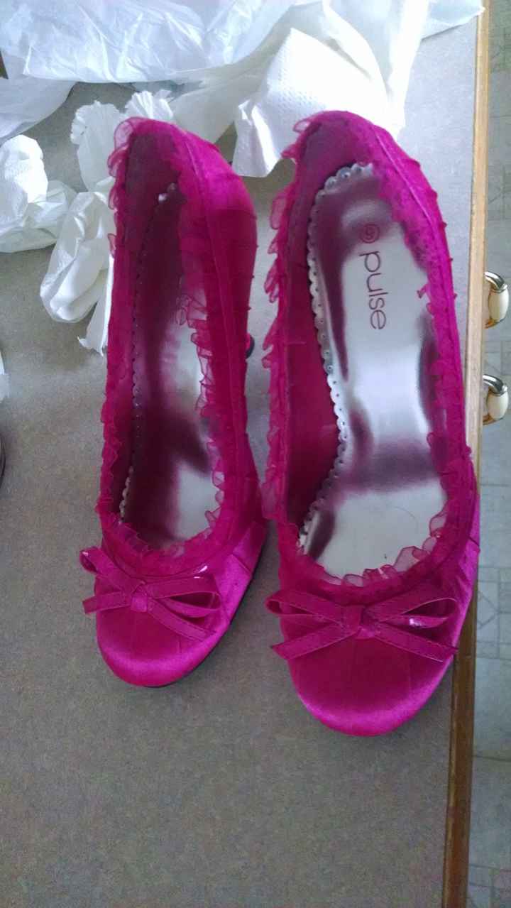 My shoes are here - too little