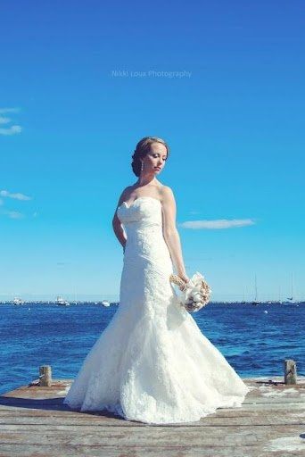 I tad late but...I'm MARRIED!!!
