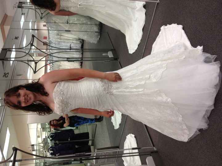 Dress shopping..PICS!!