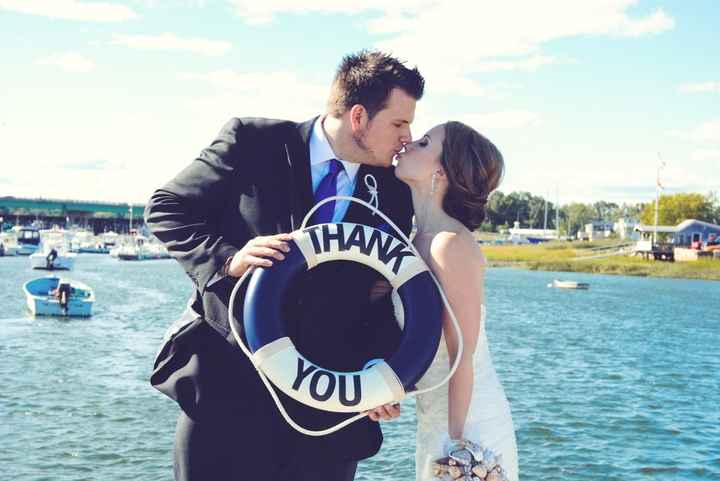 I tad late but...I'm MARRIED!!!