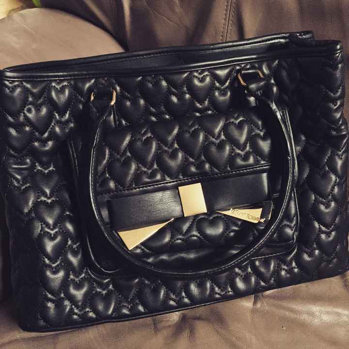 NWR: what kind of purses/ designers do you like?