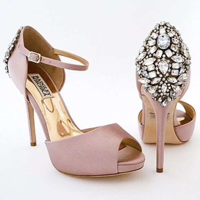 Show me your shoes!